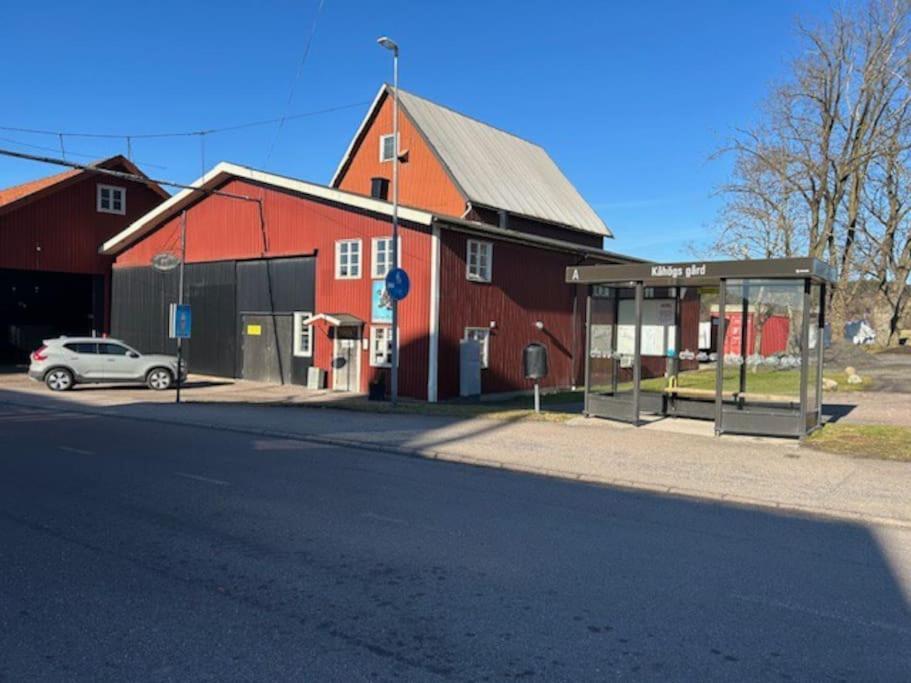 Laegenhet Pa Landet Naera Stan Lejlighed Jonsered Eksteriør billede